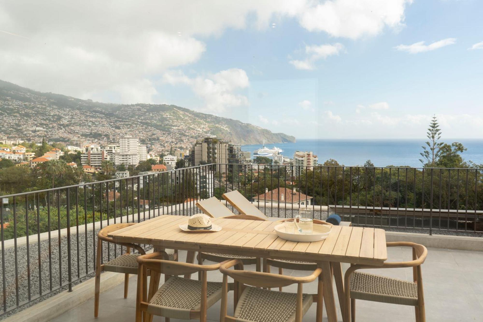 Green Boat By Madeira Best Apartments Funchal  Exterior photo