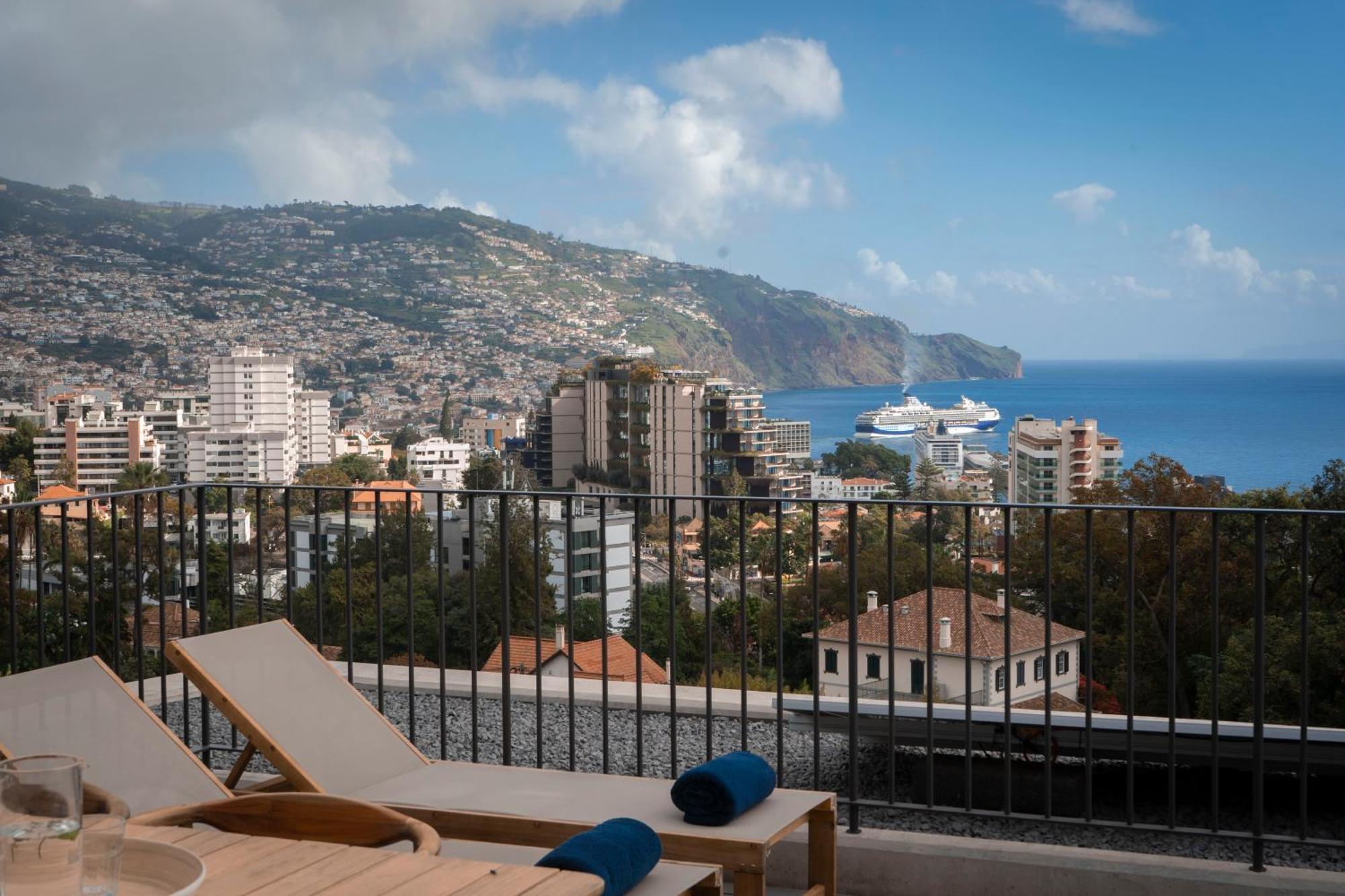 Green Boat By Madeira Best Apartments Funchal  Exterior photo
